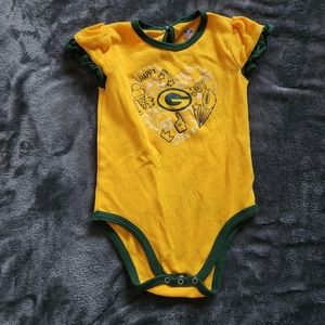 NFL Packers Onesie 18 M Baby Girl Short Sleeve Ruffle Sleeves GreenBay Packers